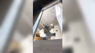 seri đặt cam quay lén nhà vệ sinh nữ em nào đít cũng to lồn múp - phần 73