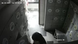 hack cam phòng thay đồ bể bơi bé nào cũng trắng trẻo dáng đẹp - phần 3