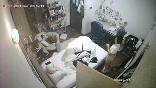 hack cam phòng ngủ mấy bé loli vú to tròn thay đồ - phần 1