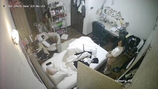 hack cam phòng ngủ mấy bé loli vú to tròn thay đồ - phần 1