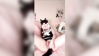 Cô gái 2k6 nứng lồn thủ dâm bằng cặc giã 12