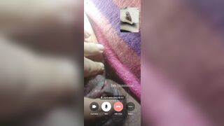 Em Thảo Chat Sex Móc Lồn Bắn Nước