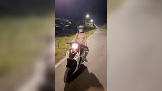 bé sinh viên dâm dục có sở thích phô dâm mọi lúc con đĩ này - phần 4