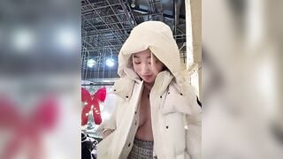 Ko xem phí đời trai, Hot Ig 3m FL, Gái Xinh Vú To Vào nhà hàng Bóp Vú Móc lồn thủ dâm