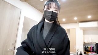 Dùng quần lót của c họ sục cặc vô tình bị c bắt đc và đc c cho đụ lồn thỏa thích
