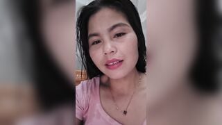 Mẹ đơn thân muốn có người yêu sấy tóc cho