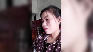 Chị bị bồ bỏ, có em Zai nào động viên Chị không