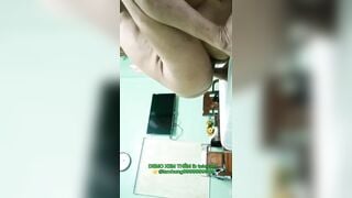 Cụ Ông 80 Tuổi Bú Lồn Bà Chủ Quán 55 Tuổi Trong Kho Hàng