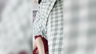 Gạ cô gia sư đến nhà, Quay lén Loli minh dây Sex toy thủ dâm Lồn đái ướt hết sàn