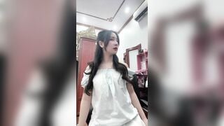 Gái Xinh, Ngon lên mạng dậy đạo lý
