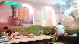 VID 20250904 082158 518 ql chơi gái ktv Karaoke