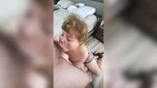 Bà ngoại ơi! Cháu chít mất, bà bú cặc cháu sướng ko chịu nổi