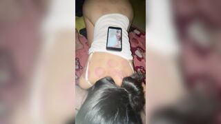 Nhỏ bạn thân đang bệnh
