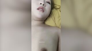 Nghe Điện Thoại Của Bạn Trai Trong Khi bị đụ