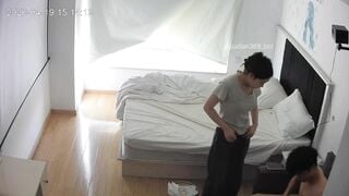 Bà dì họ 25 tuổi lén lút đụ nhau với thằng cháu họ 17 tuổi.