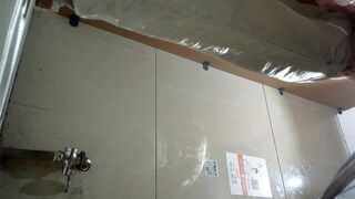 quay lén nhà vệ sinh mấy em non tơ đi đái thật kích thích - phần 49