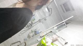 đặt cam quay lén gái xinh đi tắm em nào cũng ngon xinh - phần 3