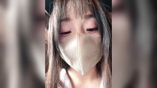 Em teen bím to cực múp thích show hàng public trg quán cf móc lồn rỉ nc ướt đẫm #3