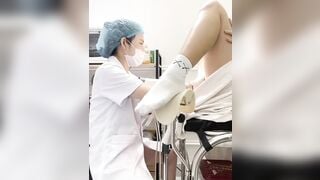 Clip  Đã nói đừng có đụng vô cái hột le rồi sướng lồn quá bắn nước luôn