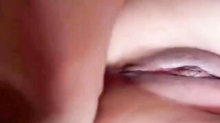 Clip Sex Chịch em múp sướng tê cặc