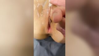 Bé loli kính cận xinh đẹp địt mà em mút cục thịt sữa chua nghịch quá p2
