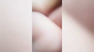 Em rau chubby vú to lồn múp bú cu cho em trai họ cặc khủng