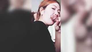 Địt vào mồm mẹ vợ dâm đãng bú sạch tinh con rể
