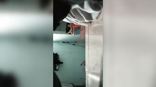 Quay lén chị gái tocotoco thay đồ