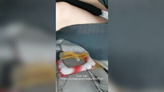Lén sờ lồn sàm sỡ bé học sinh hàng xóm