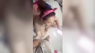Ngày nào em cũng hành 2 3 cữ mà không chán