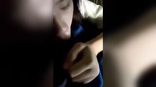 ấn cu vào mồm đứa em họ 2k10 bắt nó ăn