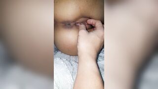 Lén xoa lồn nhỏ em vợ đang ngủ say