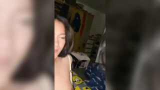 Cháu họ 17 tuổi hun hít gạ dì đụ 1 hồi dì cho cháu đụ thật.