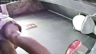 cammara ẩn Quay Lén WC các em xinh tươi nhìn nứng cặc - phần 11