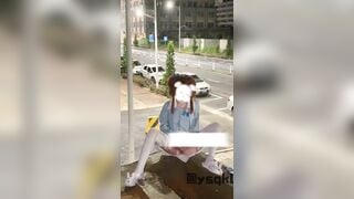 Nửa đêm, Gái Xinh Loli mình dây Public, Móc lồn thủ dâm Ko lông Giữa Đường nứng vcl