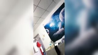 Ba mẹ đi vắng, thằng anh đè con em kế ngây thơ ra địt P3