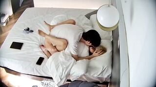 Hack cam phòng ngủ hàng xóm địt nhau dâm đãng kích thích phần 2