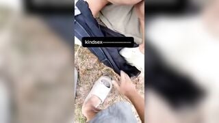 Đụ chị hàng xóm chuppy ngoài vườn P4