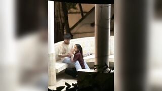Bạn bè gì ra công viên bú cu bắn luôn tinh vào mồm bị quay được