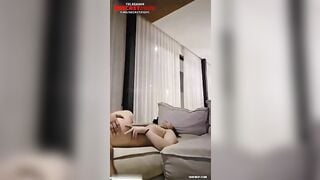 GÁI VIỆT THÈM CHIM TÂY, NÓ ĐỊT CHO SƯNG LỒN