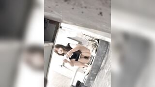 Ông chủ trọ biến thái đặt cam quay lén toàn em sinh viên đẹp lồn ngon đi đái.