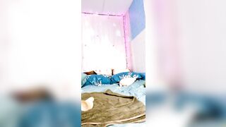 Em gái  sexy thủ dâm với sextoy chưa sướng lồn chuyển qua lỗ nhị cực phê