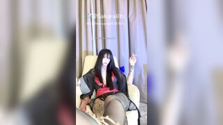 GÁI XINH XĂM TRỔ THỦ DÂM 19