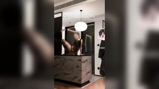 Chồng yếu sinh lí chỉ bt bất lực nhìn vợ dâm gạ gẫm tên trộm may mắn vào địt lồn mình