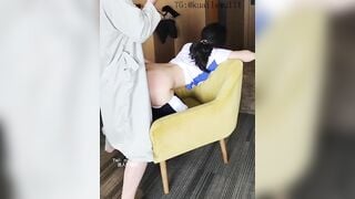 Bé sinh viên mới lớn bị thầy giáo mang về phòng doggy