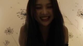 Thằng Tàu Khựa quay clip em gái mát xa đăng youtube