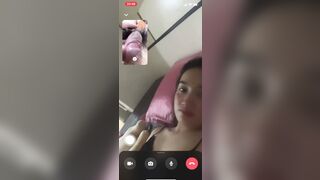 đi làm em người yêu ở nhà cứ call khoe vú gạ địt