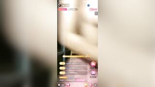 E teen mới lớn live thủ dâm bú cu người yêu dâm cực