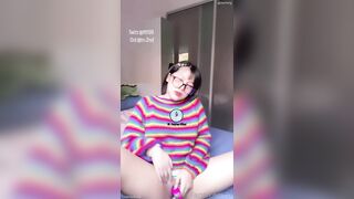 Kính cận chuppy dâm đãng