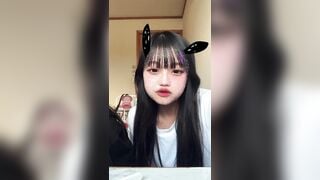 sinh viên nhật bản thủ dâm bán quạt